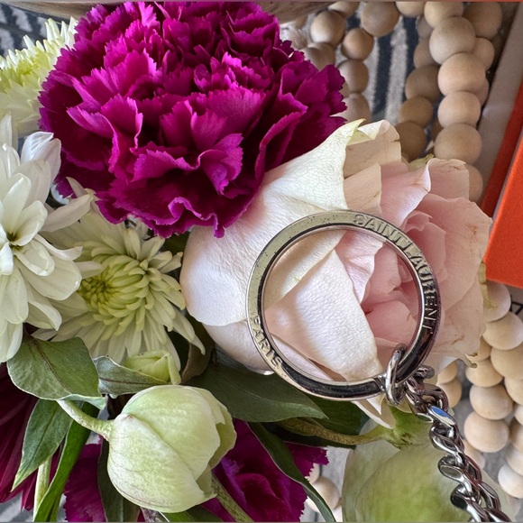 YSL Cassandra Blush Pink Matelasse’ Card Pouch w/ Key Ring. Excellent condition. - Picture 3 of 14